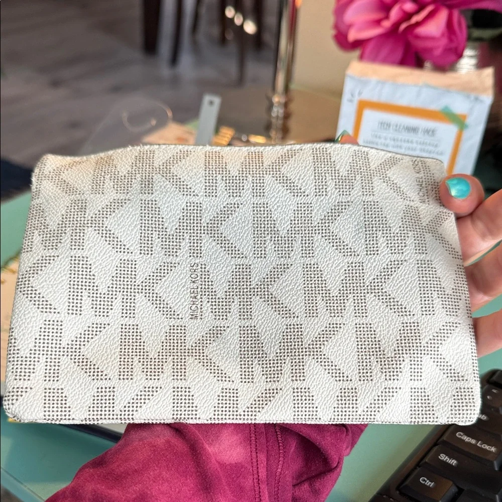 Michael Kors Cream Clutch with Gold Chain wristlet zipper pouch purse white - Picture 3 of 5